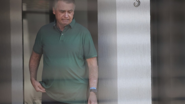 Condenan a Bolsonaro a 27 a&ntilde;os de prisi&oacute;n por el intento de golpe a Lula