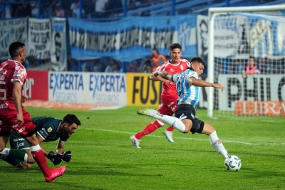 Copa de la Liga: Atlético fue práctico y hundió más a Barracas