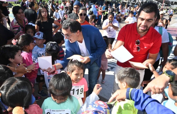 Casi 500 ni&ntilde;os y ni&ntilde;as participaron en la 2&ordf; Edici&oacute;n de la Mini-marat&oacute;n