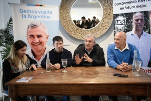 &ldquo;Veo en el conurbano los mismos problemas del norte argentino&rdquo;, advirti&oacute; Morales en Lomas de Zamora