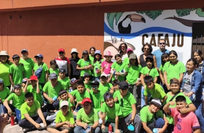 Ni&ntilde;os de Palma Sola conocieron a Killa y Bartolo