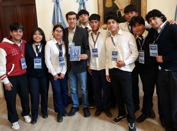 Estudiantes juje&ntilde;os presentar&aacute;n sus relatos en la Feria del Libro