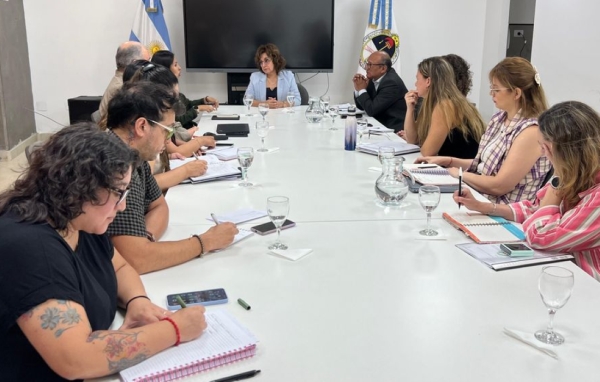 Avances en el plan de escuelas satelitales en Jujuy