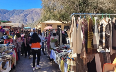 Se inaugur&oacute; en Purmamarca el Encuentro de Tejedores