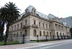 Reiteran vigencia de la rejerarquizaci&oacute;n de estatales juje&ntilde;os