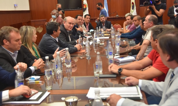 Diputados se reunieron nuevamente con transportistas