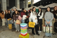 Candidatas a Representante Capital visitaron el Paseo de Invierno