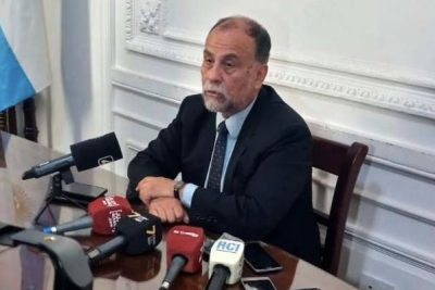 &Aacute;lvarez Garc&iacute;a: "No aceptaremos un Baradel en Jujuy"