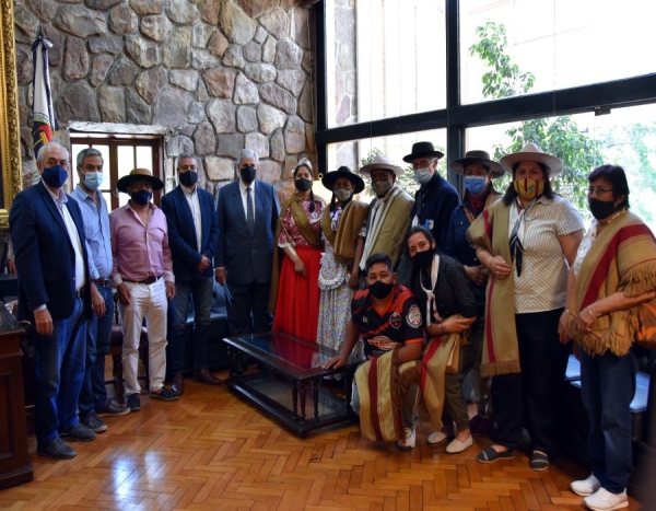 Asociaciones gauchas visitaron la legislatura