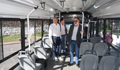 San Salvador de Jujuy avanza en la renovaci&oacute;n del transporte urbano con tres nuevos colectivos 0 km