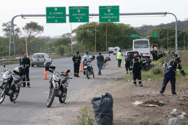 La Direcci&oacute;n de Higiene Urbana embellece los accesos a la ciudad
