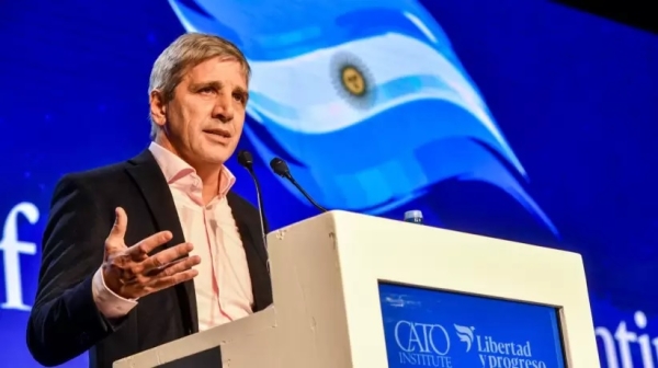 Las dudas que deja la baja del Impuesto PAIS y cu&aacute;les son los riesgos para la econom&iacute;a