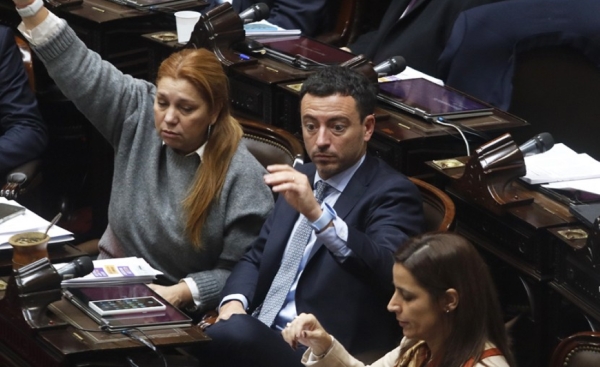 De Loredo eval&uacute;a una "insistencia parcial" contra el veto de Milei al aumento jubilatorio
