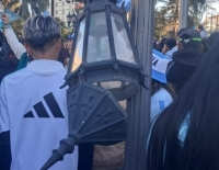 Festejos fuera de control. Repudian actos de vandalismo registrados en Plaza Belgrano