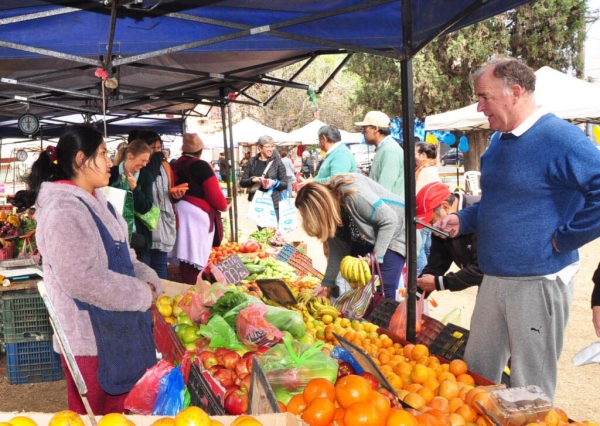 Nueva edici&oacute;n de la Feria Campesina en el &ldquo;Manuel Belgrano&rdquo;