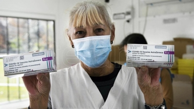 La OMS aprob&oacute; la elaboraci&oacute;n de la vacuna de AstraZeneca en Argentina