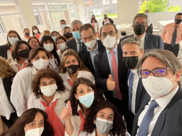 Funcionarios de la CAF en el Centro de Recursos para la Educaci&oacute;n Inclusiva