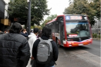 El Gobierno congel&oacute; el subsidio a la tarifa social de colectivos y alertan que el peso caer&aacute; en usuarios y municipios