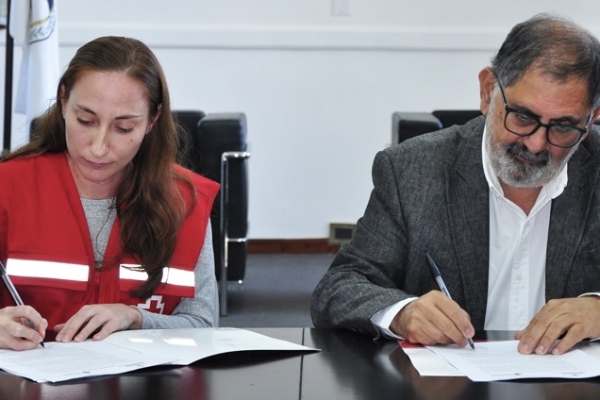 Profesionales de Cruz Roja capacitar&aacute;n a empleados municipales en primeros auxilios y RCP