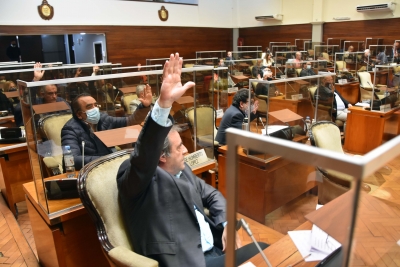 Se aprob&oacute; la disoluci&oacute;n del Banco de Desarrollo y la creaci&oacute;n del Instituto Provincial de Juegos de Azar