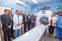 Morales fortalece el sistema sanitario p&uacute;blico con un nuevo tom&oacute;grafo en el hospital Materno Infantil