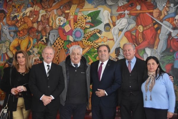 Bernis recibi&oacute; a vicegobernadores de Salta, Catamarca y al dirigente Piumato