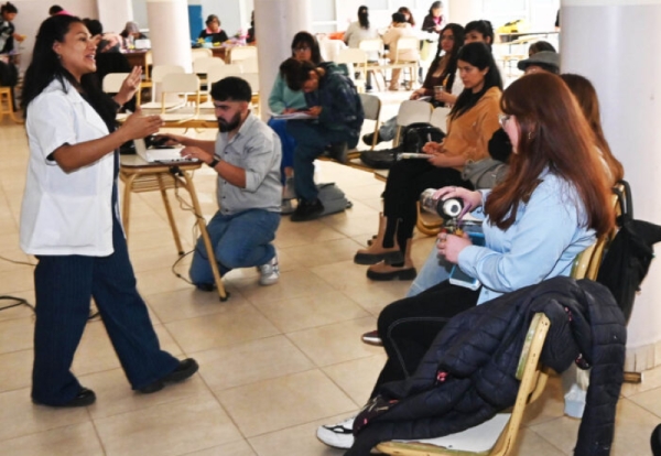 Municipio fortalece la prevenci&oacute;n de consumos problem&aacute;ticos