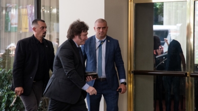 Milei suspendi&oacute; su viaje a Londres en medio de la tensi&oacute;n por Malvinas