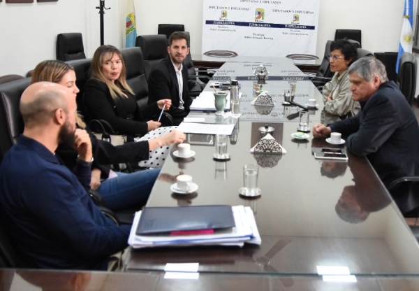 Comisi&oacute;n de Ambiente defini&oacute; estrategia legislativa para proyectos de sustentabilidad