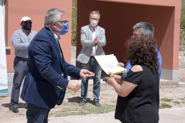 Entregaron nuevas viviendas en Volc&aacute;n