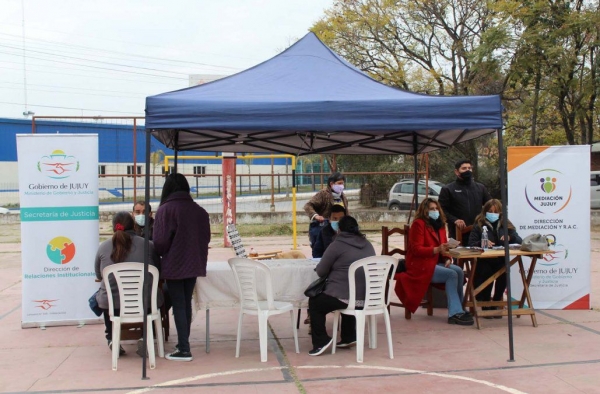 Asesoramiento comunitario en barrios de capital