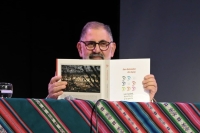 El intendente Jorge present&oacute; el libro &ldquo;San Salvador, la ciudad, la cultura y la gente&rdquo; en la Feria del Libro