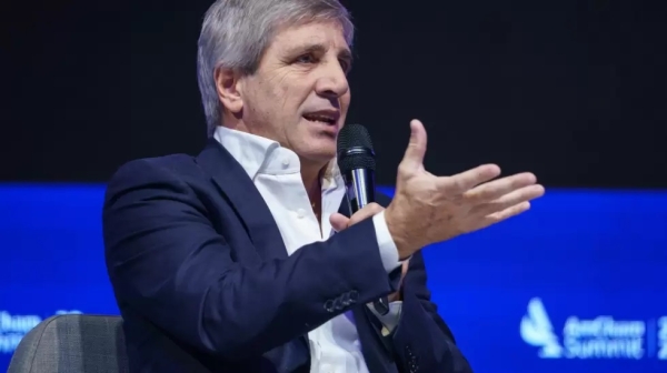 Los US$ 2.000 millones que pueden entrar por privatizaciones: como vienen las ventas y qu&eacute; empresas se las disputan