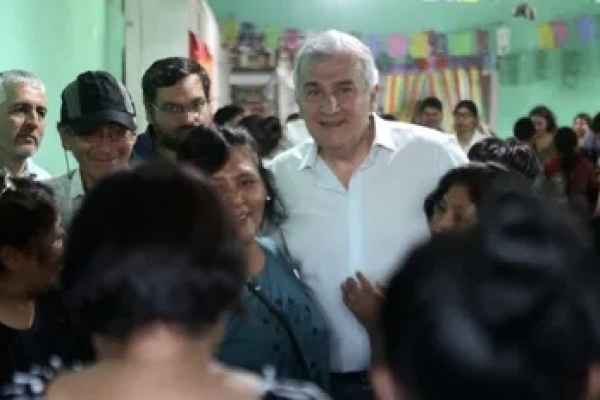 Morales visit&oacute; el barrio Nueva Esperanza B5 de Alto Comedero