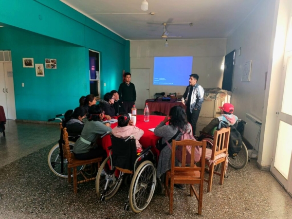 El taller municipal &ldquo;ABC Emprendedor&rdquo; sum&oacute; a ni&ntilde;os de APPACE y sus familias