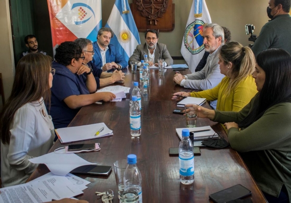 Por vacunaci&oacute;n antirr&aacute;bica funcionarios visitaron el Deliberante