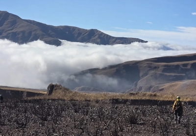 Volc&aacute;n: extinguieron el incendio de vegetaci&oacute;n tras un amplio operativo interinstitucional