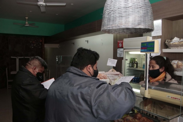 Relaizan controles a comercios en capital