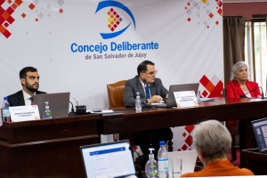 Boleto a $950 y habilitaci&oacute;n de Uber ,Cabify y Didi en la Capital
