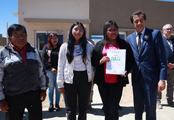 Sadir entreg&oacute; viviendas en Puesto del Marqu&eacute;s