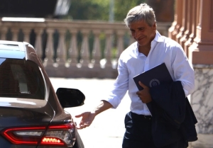 Caputo le avisó a Patricia que no piensa quitar el capítulo de Ganancias de la reforma laboral