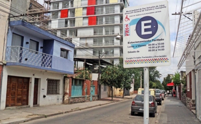 El lunes aumenta el estacionamiento medido