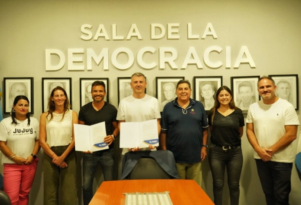 Asistencia tur&iacute;stica. Jujuy y La Falda firmaron un convenio