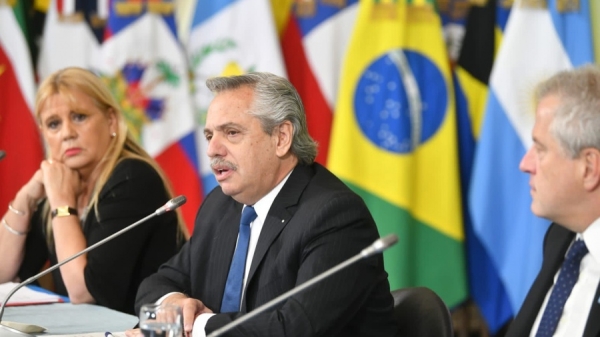 "Deber&iacute;amos unir voces para decirle al norte que pare" la guerra