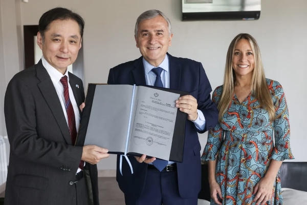 Morales se reuni&oacute; con el Embajador de Jap&oacute;n