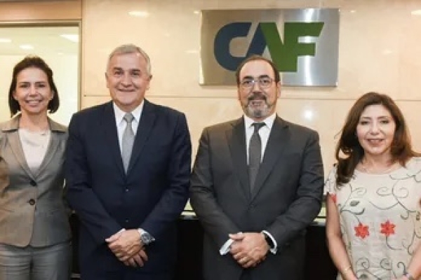 Morales se reuni&oacute; con directivos de CAF por la producci&oacute;n de hidr&oacute;geno verde y la segunda fase de PROMACE
