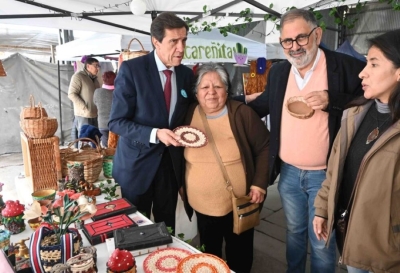 Feria Campesina . Jorge destac&oacute; la importancia de fortalecer la producci&oacute;n local