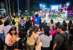 Jorge celebró el talento jujeño en el San Salvador Moda