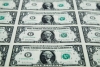 Jornada financiera: el d&oacute;lar minorista termin&oacute; en $1.325 y le puso freno al rebote de acciones y bonos