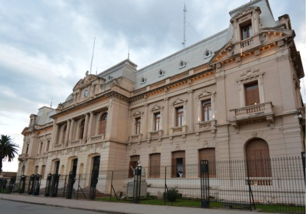 Viernes 6 de diciembre . Asueto por el D&iacute;a del Empleado P&uacute;blico